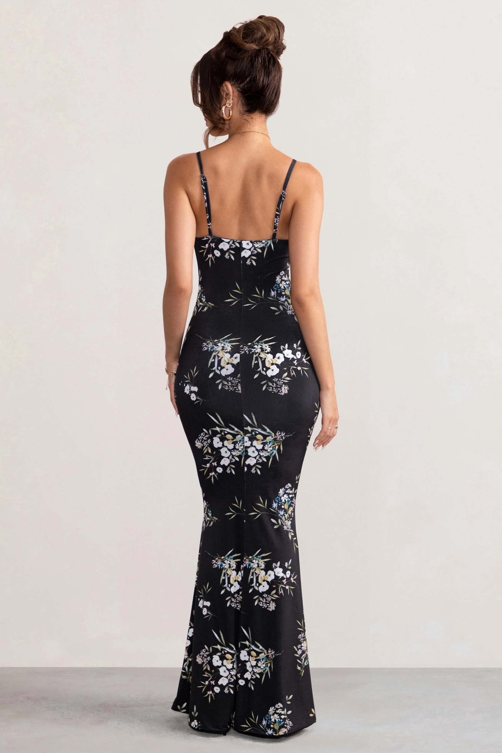 Farah | Black Floral Print Plunge Neck Maxi Dress With Split Detail 4 Farah | Black Floral Print Plunge Neck Maxi Dress With Split Detail - Image 2