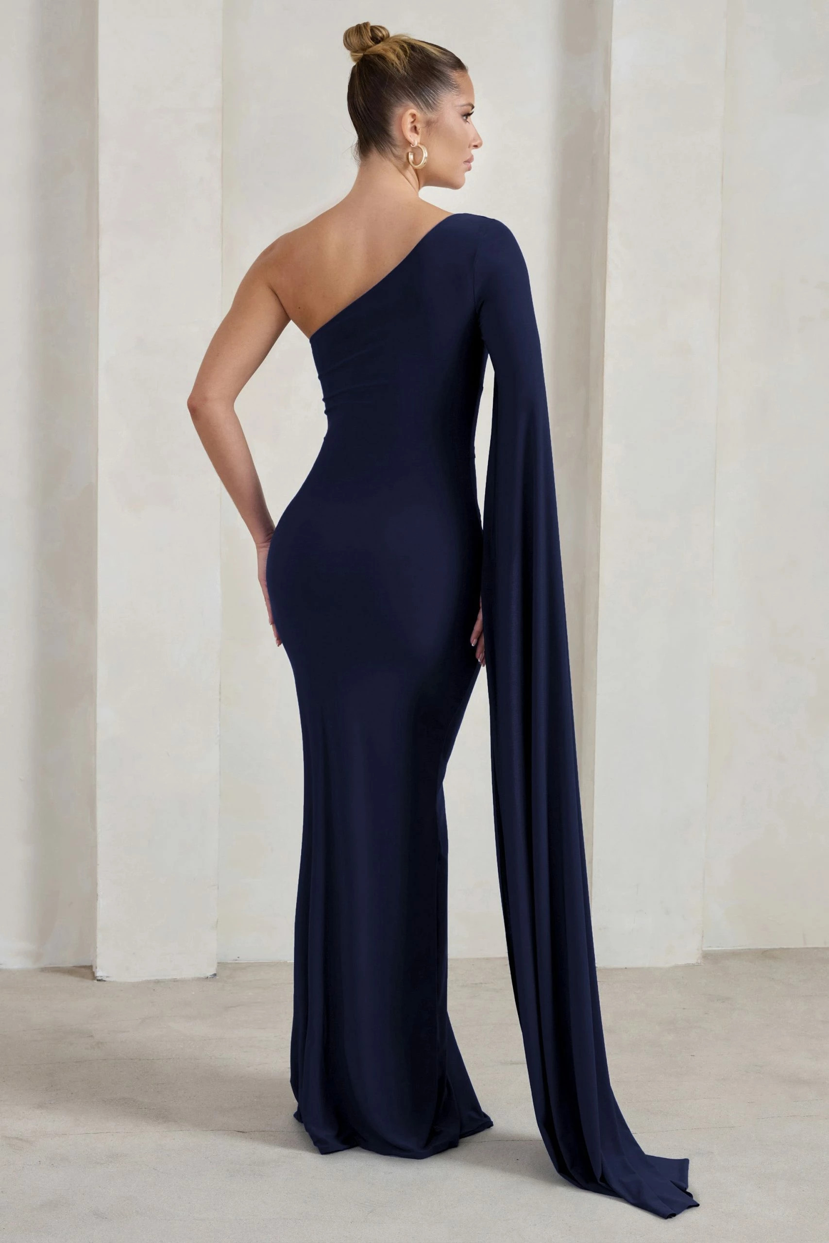 Romi | Navy One Shoulder Twist Design Maxi Dress 4 Romi | Navy One Shoulder Twist Design Maxi Dress - Image 2