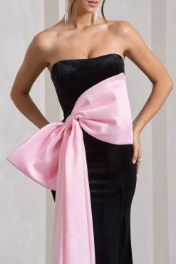 Best Wishes | Black Velvet Bandeau Split Maxi Dress With Oversized Pink Bow -Dress Shop WB CL132047002 BestWishesBlackVelvetBandeauSplitMaxiDressWithOversizedPinkBow6